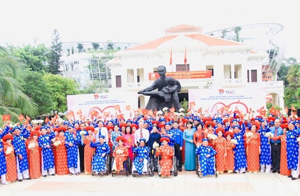 Celebraran una boda masiva para 100 parejas vietnamitas en el Dia Nacional hinh anh 1