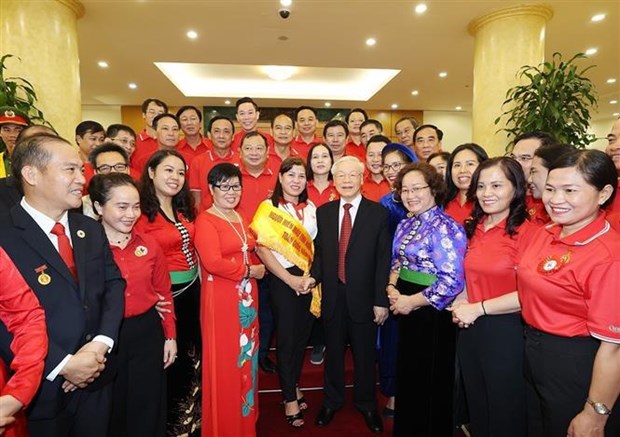 Proponen a Cruz Roja de Vietnam agilizar actividades caritativas y humanitarias hinh anh 2