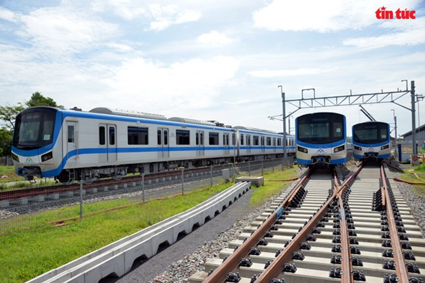 Ponen a prueba un tren de linea de metro Ben Thanh – Suoi Tien hinh anh 1