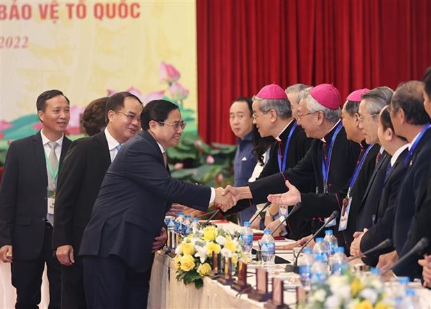 Premier vietnamita elogia aportes de religiones al desarrollo nacional hinh anh 1