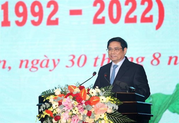 Primer ministro vietnamita urge desarrollo verde en provincia de Binh Thuan hinh anh 1