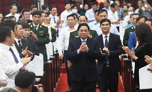 Primer ministro vietnamita urge desarrollo verde en provincia de Binh Thuan hinh anh 2