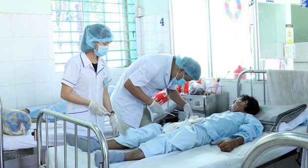 Vietnam figura entre los cuatro paises con mejor calidad de tratamiento del VIH del mundo hinh anh 1