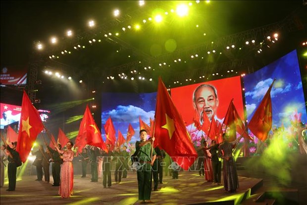 Localidades vietnamitas conmemoran Dia Nacional con numerosas actividades hinh anh 1
