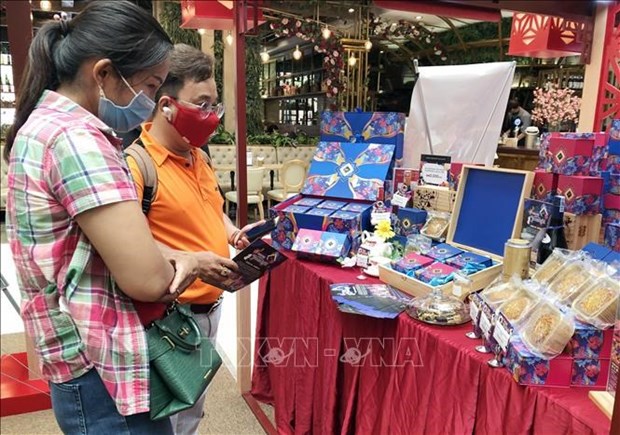 Recobra dinamismo mercado de pastel de luna en Ciudad Ho Chi Minh hinh anh 2