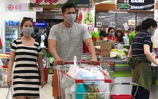Emite Vietnam lista de grupos de personas obligados a llevar mascarillas hinh anh 2