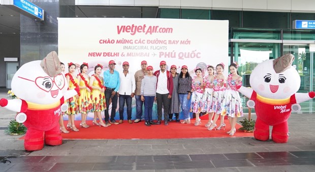 Vietjet inaugura dos nuevas rutas que conectan Phu Quoc con Nueva Delhi y Mumbai hinh anh 1