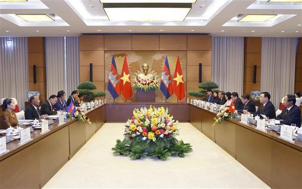 Presidente del Legislativo vietnamita se reune con su homologo camboyano hinh anh 2