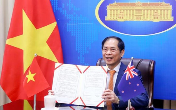 Resaltan significado de visita de canciller vietnamita a Nueva Zelanda hinh anh 1