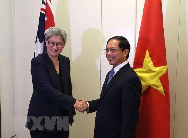 Penny Wong: Cada vez mas estrechas relaciones entre Australia y Vietnam hinh anh 1