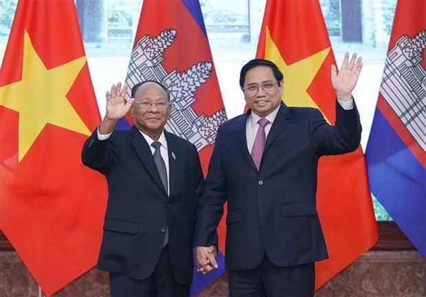 Premier vietnamita se reune con presidente de Asamblea Nacional de Camboya hinh anh 1