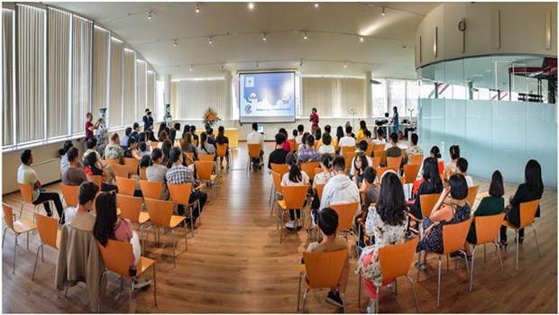 Centro de idioma vietnamita en Hungria inicia nuevo curso escolar hinh anh 1