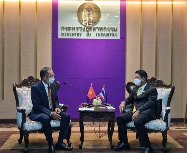 Promueven cooperacion industrial entre Vietnam y Tailandia hinh anh 1
