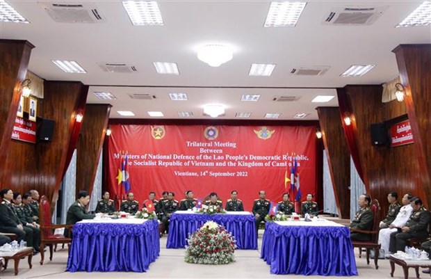 Vietnam, Laos y Camboya fortalecen cooperacion en defensa hinh anh 1