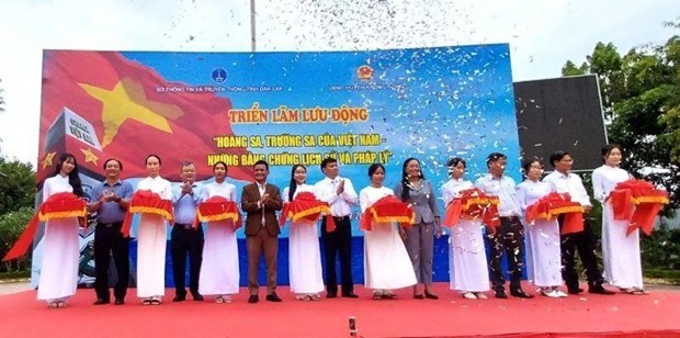 Exposicion movil sobre Hoang Sa y Truong Sa llega a provincia vietnamita de Dak Lak hinh anh 1