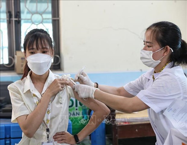Vietnam registra cerca de dos mil nuevos casos de COVID-19 este jueves hinh anh 1