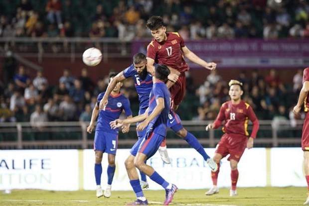 Vietnam gana 4-0 ante Singapur en partido amistoso de futbol hinh anh 1