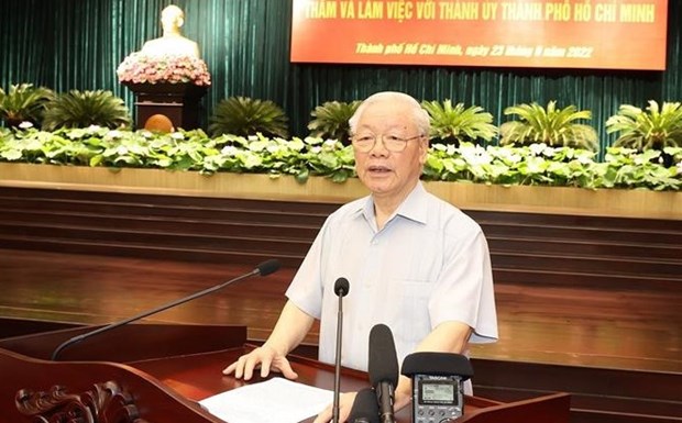 Maximo dirigente politico de Vietnam pide a Ciudad Ho Chi Minh ser locomotora para desarrollo regional hinh anh 1