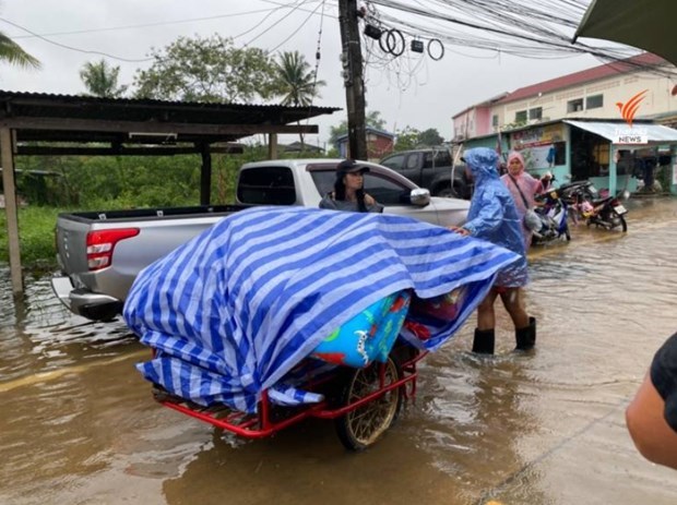 Tormenta Noru empeora las inundaciones en Tailandia hinh anh 1