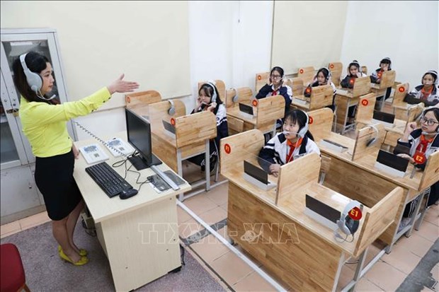Hanoi por perfeccionar escuelas publicas con estandares nacionales hinh anh 2