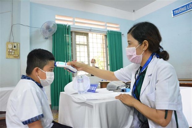 Vietnam reporta 796 nuevos casos de COVID-19 este lunes hinh anh 1