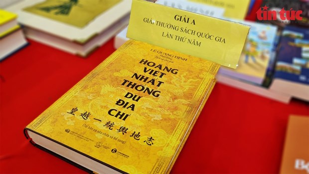 Traduccion de libro geografico bajo dinastia vietnamita Nguyen gana Premio Nacional hinh anh 1