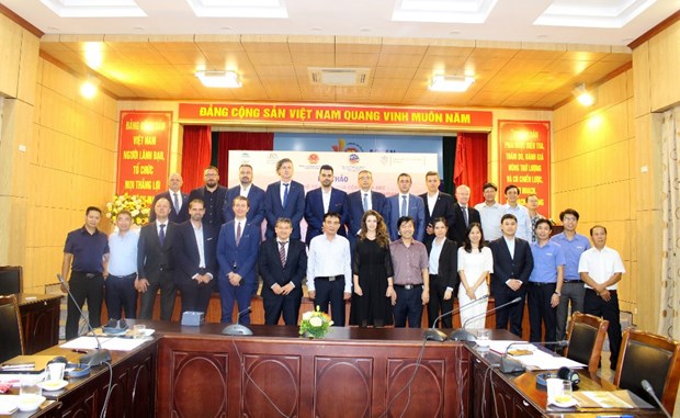 Vietnam adquiere experiencias checas sobre tecnologia de exploracion de minerales hinh anh 1
