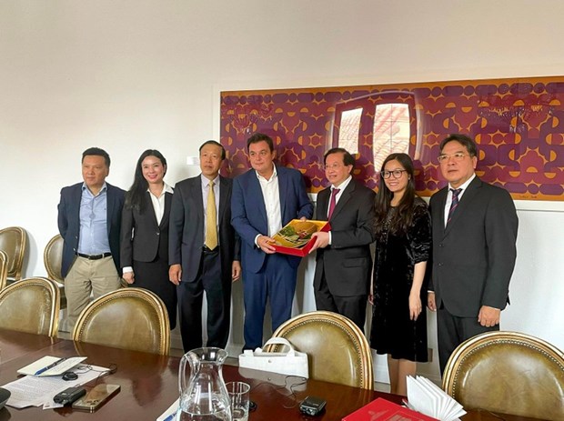 Vietnam y Espana por profundizar cooperacion cultural y deportiva hinh anh 1