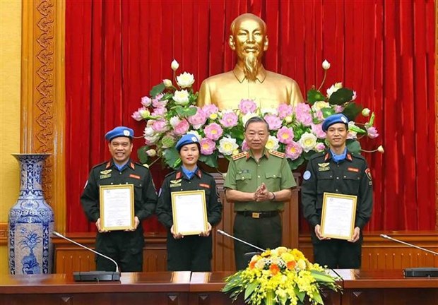 Tres policias vietnamitas se incorporaran a mision de ONU en Sudan del Sur hinh anh 1