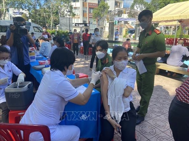 COVID-19 en Vietnam: mil 226 nuevos contagios se registraron en las ultimas 24 horas hinh anh 1
