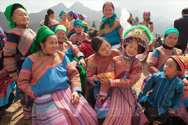 Vietnam se esfuerza por empoderar a las mujeres de las minorias etnicas hinh anh 1