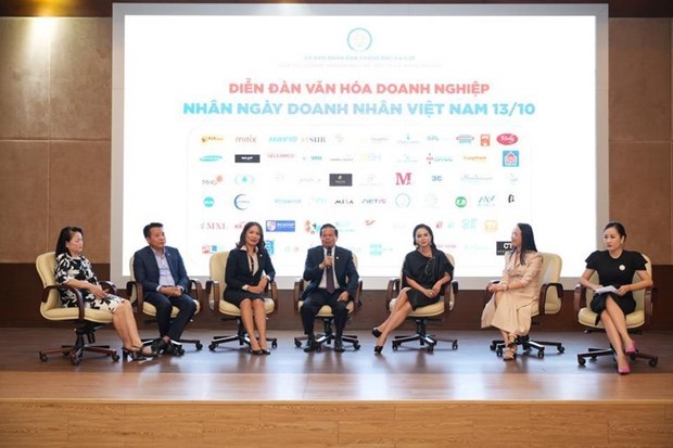 Honraran empresas destacadas de Hanoi en noviembre proximo hinh anh 1