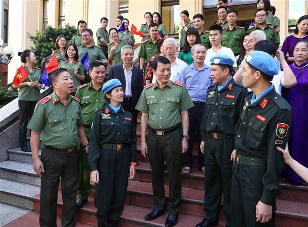 Vietnam envia otros oficiales al mantenimiento de paz de ONU hinh anh 1