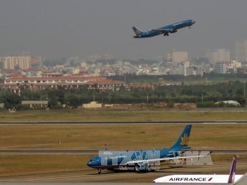 Hanoi- Ciudad Ho Chi Minh entre rutas aereas domesticas mas transitadas en mundo hinh anh 1