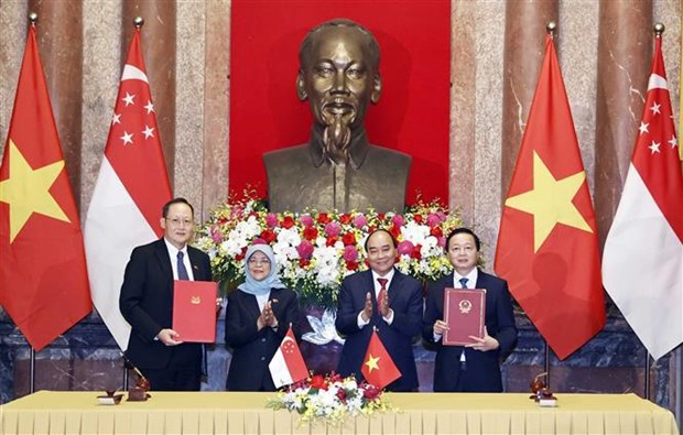 Prensa de Singapur resalta significado de visita de presidenta Halimah Yacob a Vietnam hinh anh 2