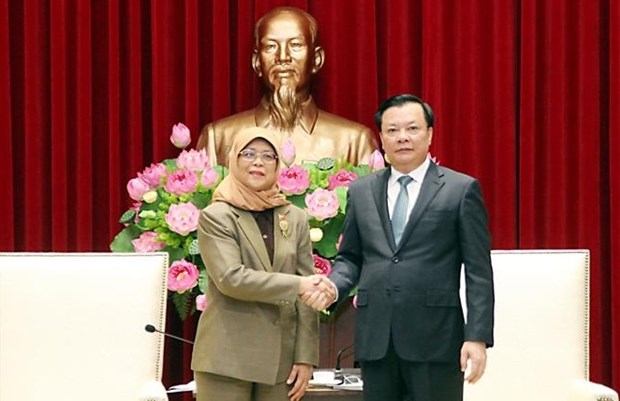 Hanoi intensifica cooperacion en nuevas areas con Singapur hinh anh 1