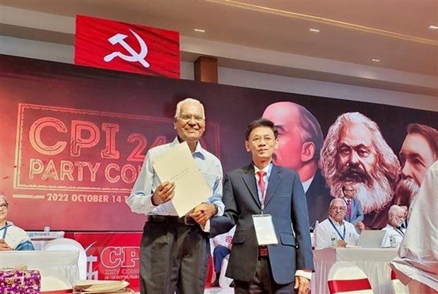 Vietnam participa en el 24 Congreso de Partido Comunista de la India hinh anh 2