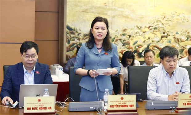 Parlamento vietnamita analiza proyecto de Ley modificada sobre Examen y Tratamiento Medico hinh anh 1