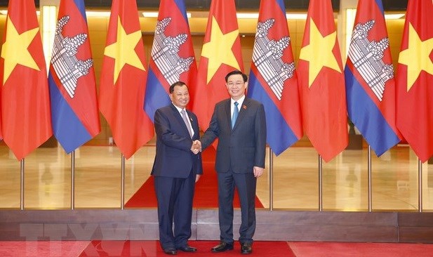 Presidente del Senado de Camboya finaliza visita oficial a Vietnam hinh anh 1