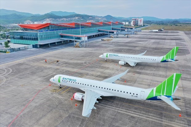 Abriran rutas aereas entre Quang Ninh y localidades del Este de Asia hinh anh 1