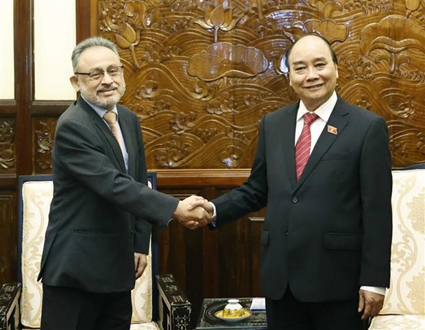 Presidente vietnamita recibe a embajadores de El Salvador, India y Corea del Sur hinh anh 1