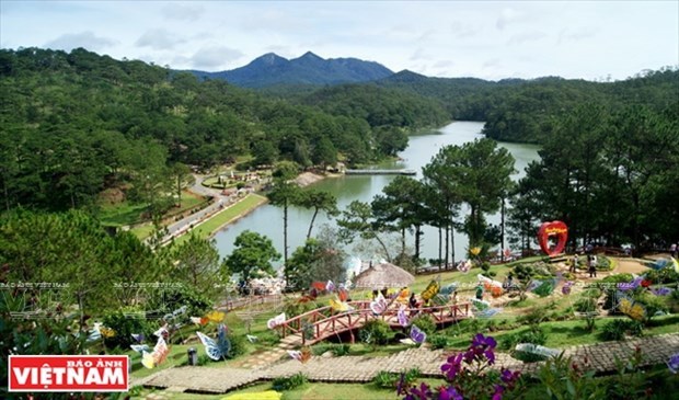 Vietnam, destino maravilloso de luna de miel hinh anh 1