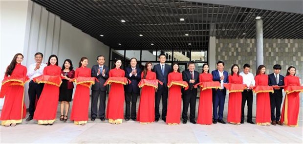 Inauguran laboratorios modernos en Vietnam financiados por Japon hinh anh 2