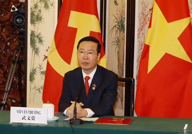 Vietnam y China debaten medidas para materializar acuerdos alcanzados hinh anh 1