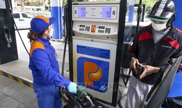Precios minoristas de gasolina aumentan nuevamente en Vietnam hinh anh 1