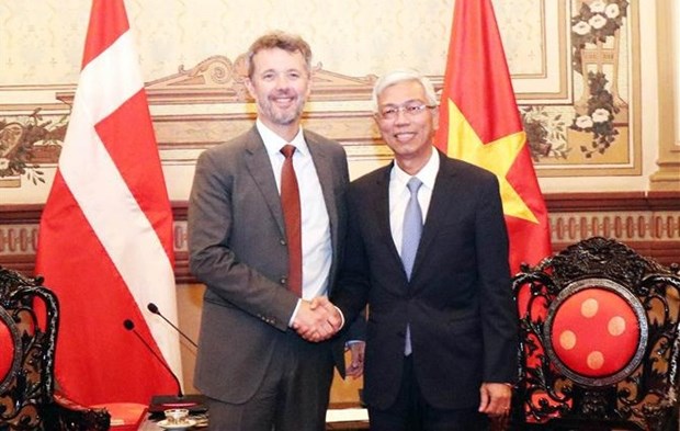 Dirigente de Ciudad Ho Chi Minh recibe al principe heredero de Dinamarca hinh anh 1