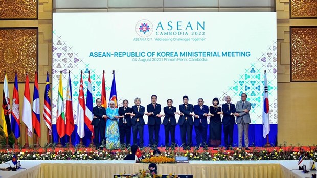 Accionar juntos por una Comunidad de la ASEAN unida y fuerte hinh anh 1
