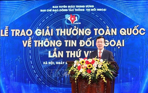 Entregan en Vietnam premios del concurso nacional de informaciones al exterior hinh anh 1