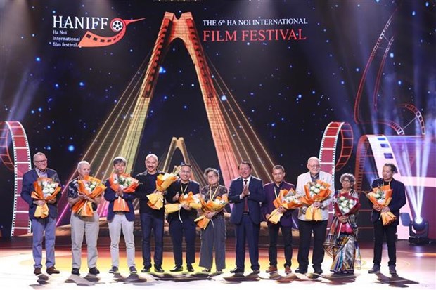 Inauguran VI Festival Internacional de Cine de Hanoi hinh anh 2