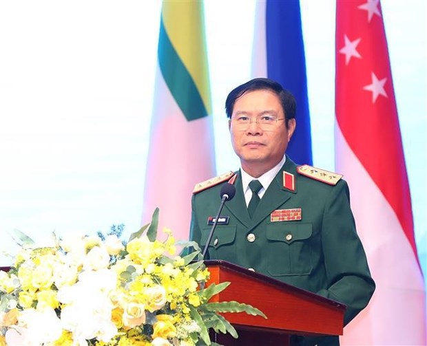 Alaban cooperacion entre fuerzas armadas de paises miembros de ASEAN hinh anh 1